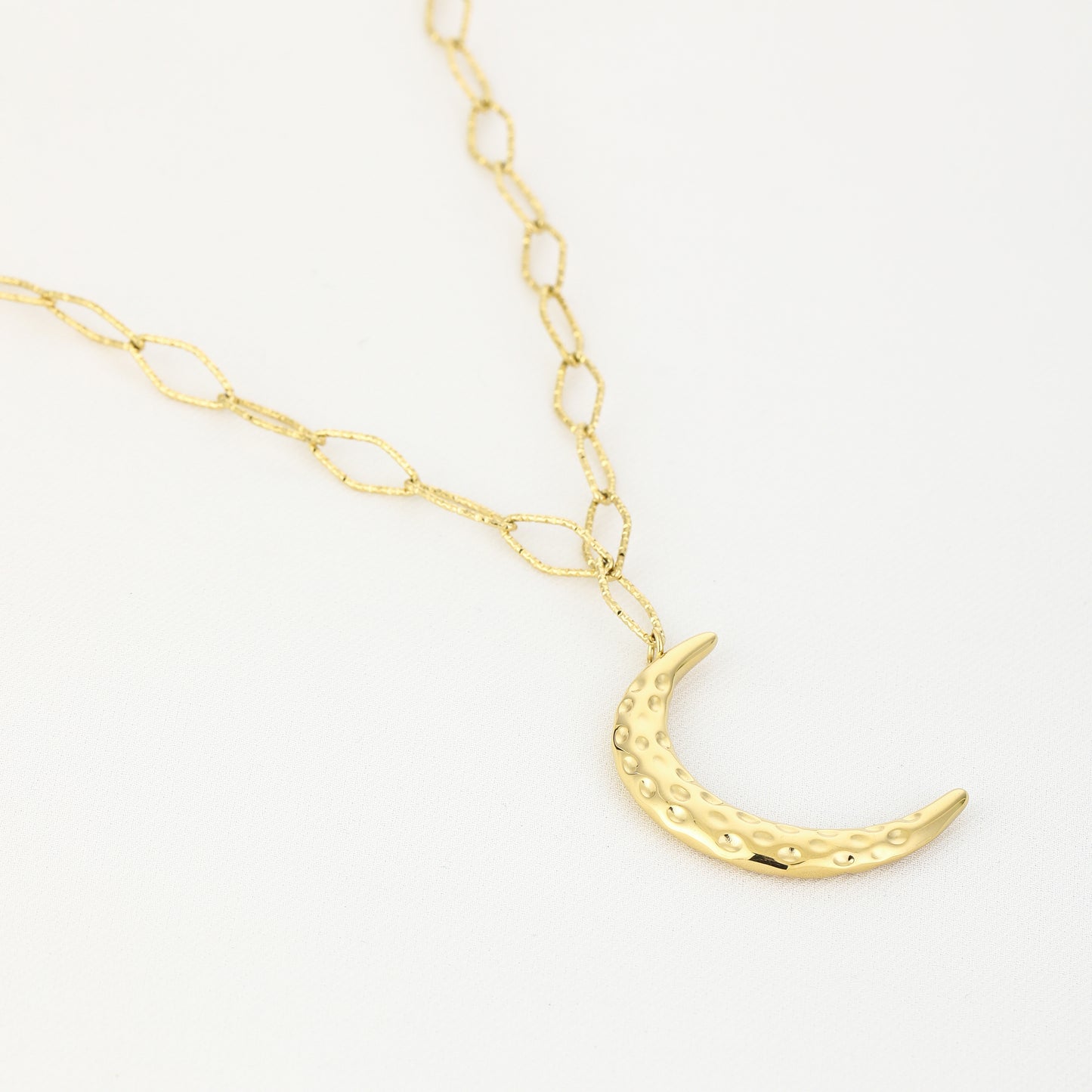 Moon ketting