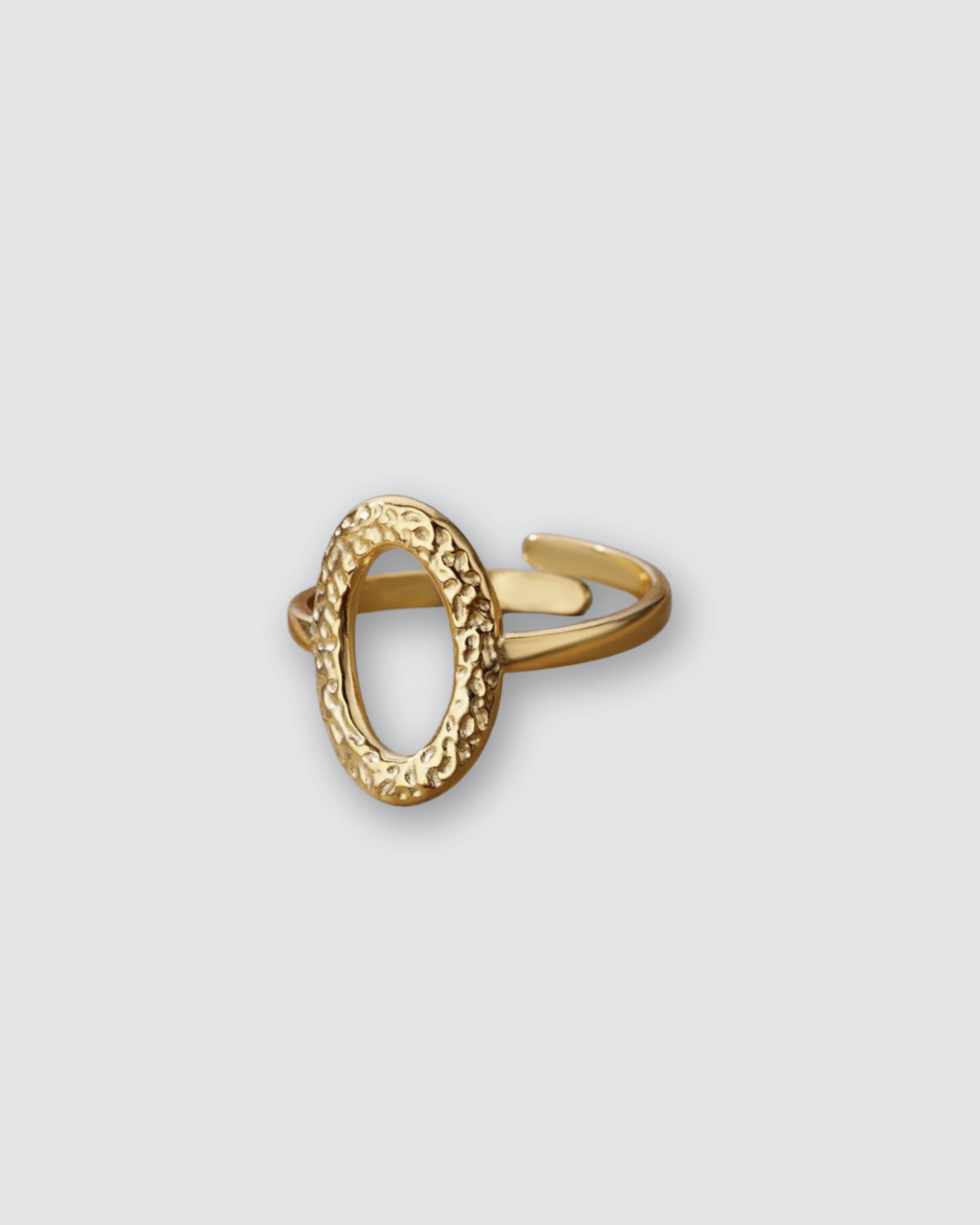 Oval ring