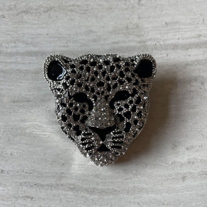 Panter broche groot ★ grijs