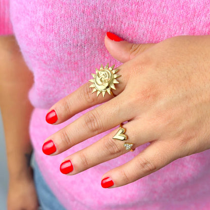 Luna ring