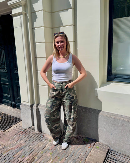 Camo barrel jeans