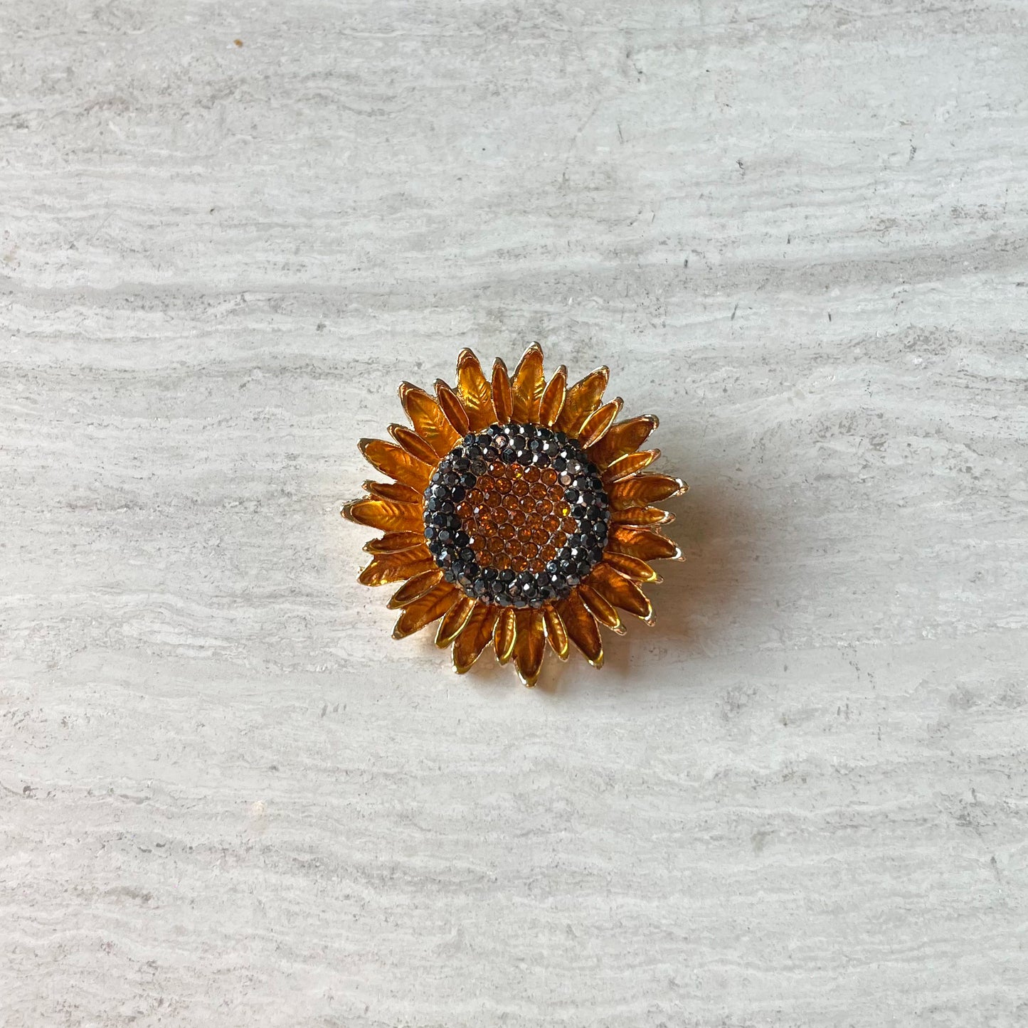 Zonnebloem broche