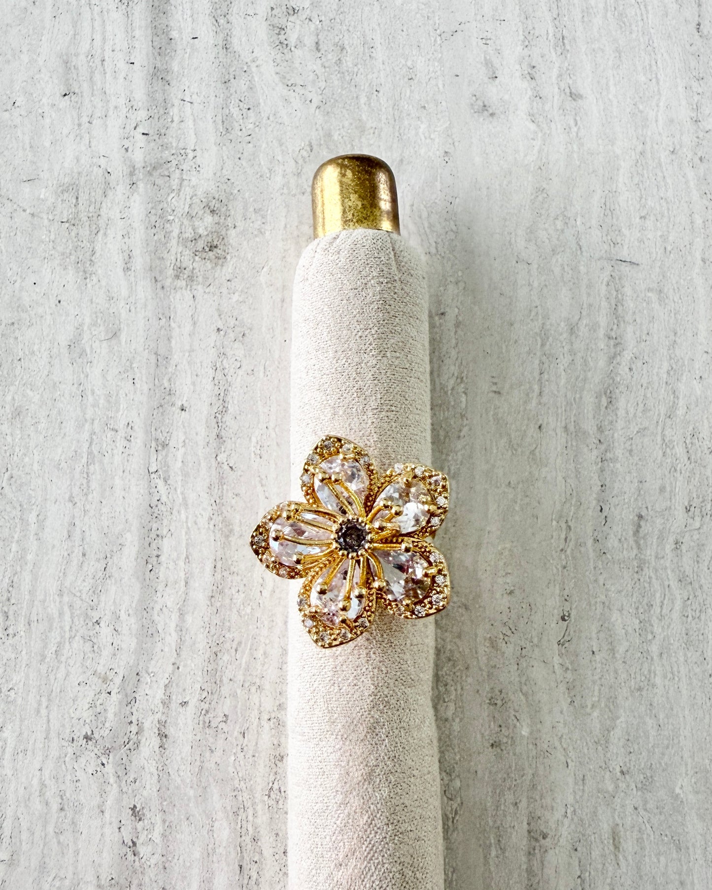 Esmee ring ★ wit