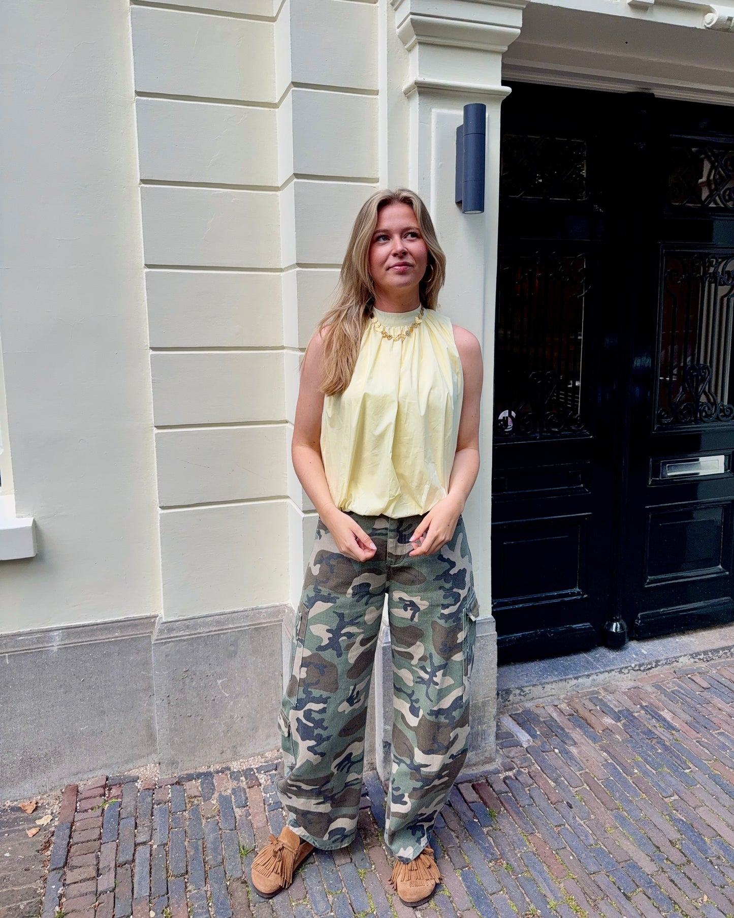 Camo barrel jeans